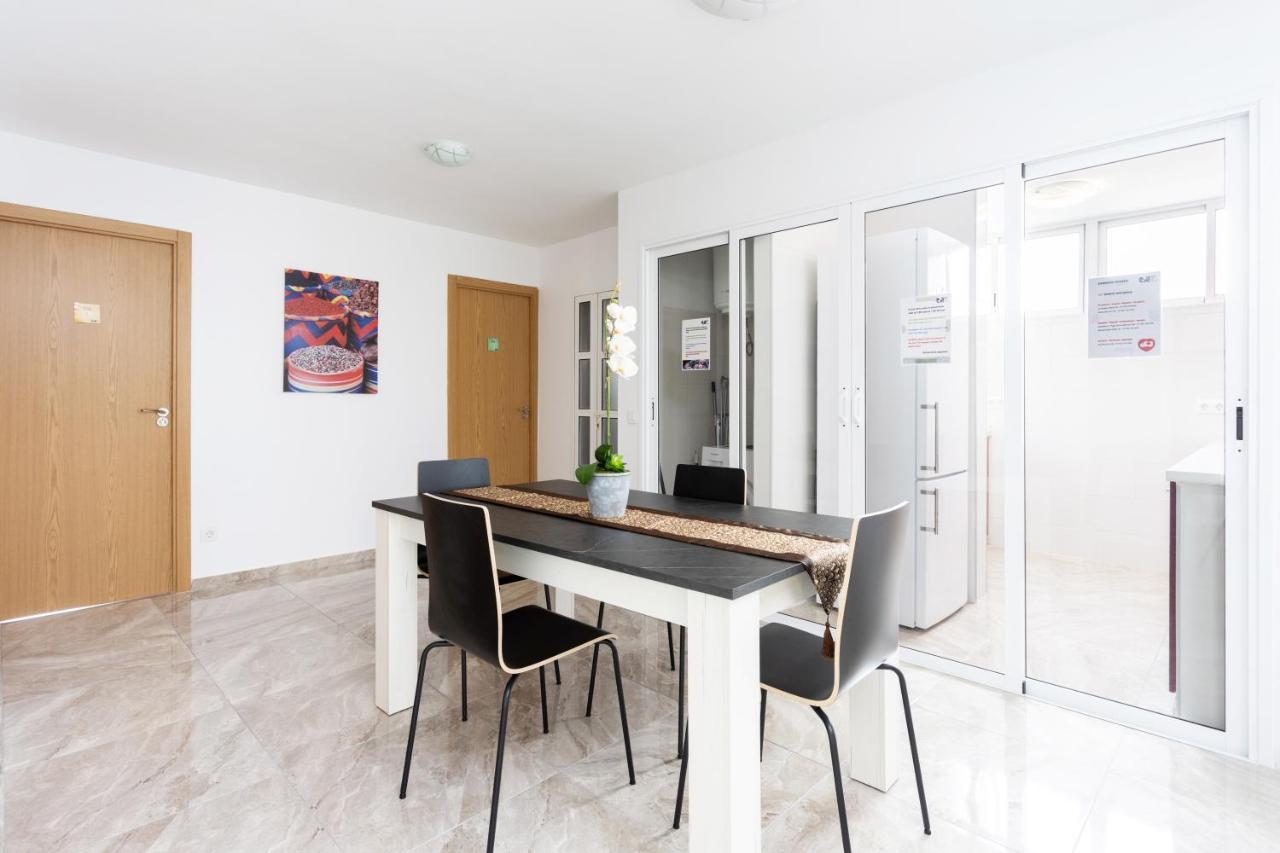 Classbnb - Three Spacious Apartments 150M From The Las Americas Promenade Arona  Exteriör bild